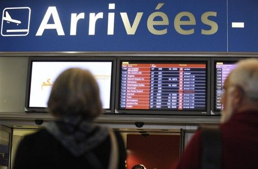 Aeroportos europeus prometem cortar a zero emissão de CO2