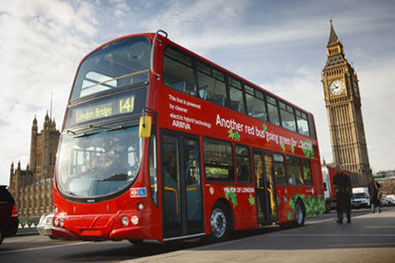 Ônibus híbridos já circulam por Londres