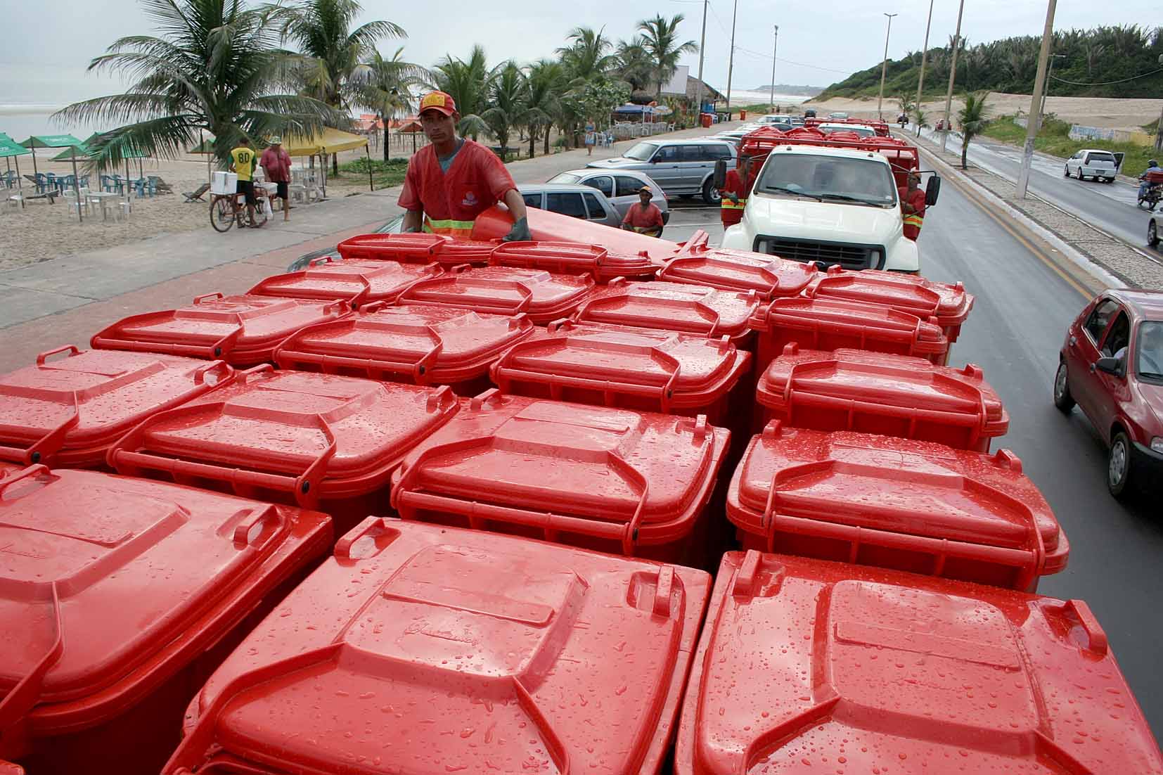 Desenvolvimento Urbano - Municípios arrecadam metade do que gastam com a coleta de lixo