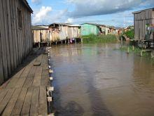 Na Amazônia sobra água e falta saneamento