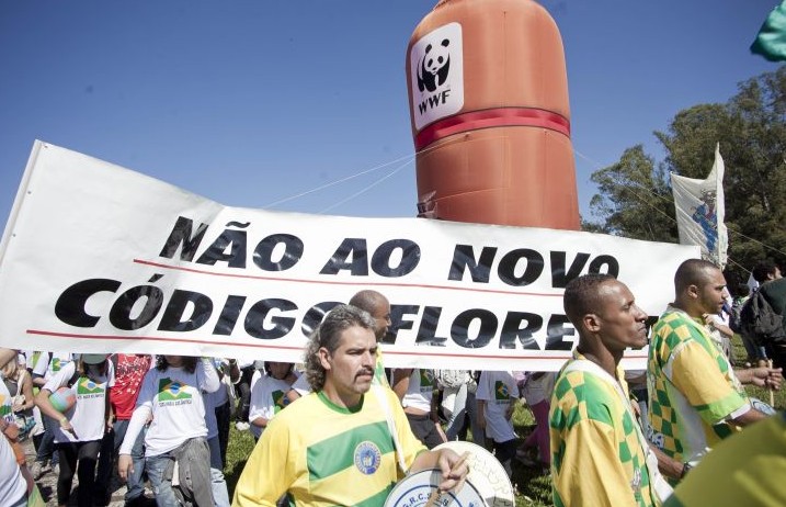 Câmara aprova texto-base do novo Código Florestal; emenda do PMDB também é aprovada