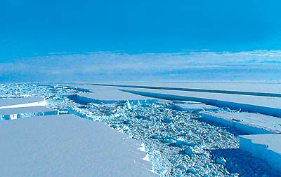 Plataforma de gelo maior que o Havaí perde 25% por causa do aquecimento 