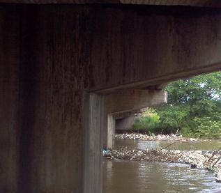 Centro de distribuição de água potável ameaça ser contaminado no RS