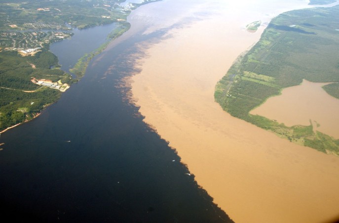 Aterro sanitário provoca impactos ambientais em rios do Amazonas